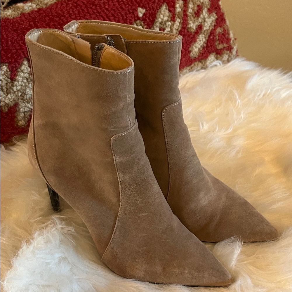Banana Republic Tan Suede Boots